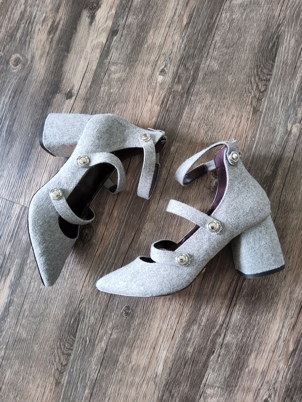 Kensie pointy toe, strapped block heeled shoes